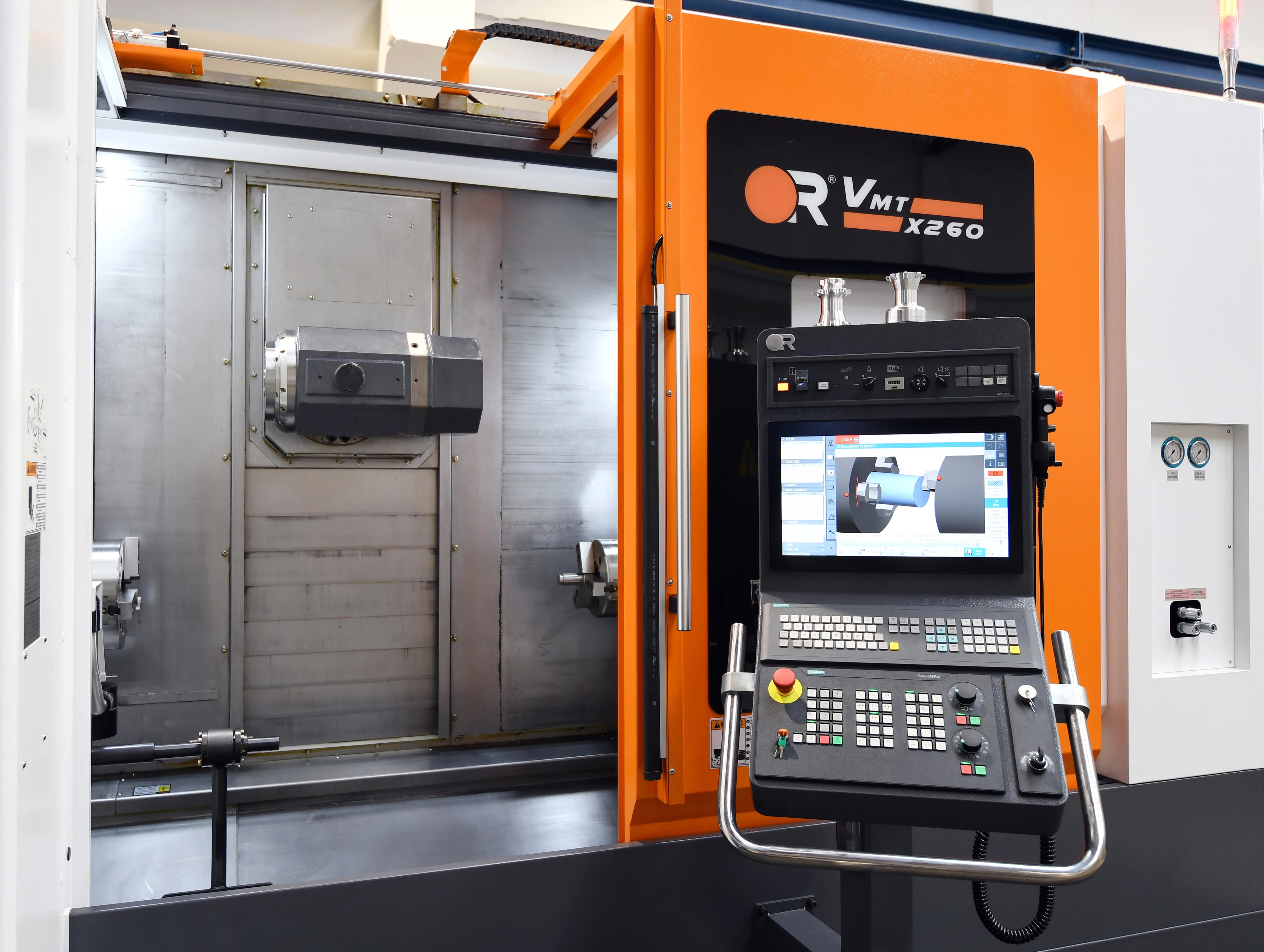 Porovnání řídicích systémů CNC: Siemens vs. Fanuc vs. Heidenhain